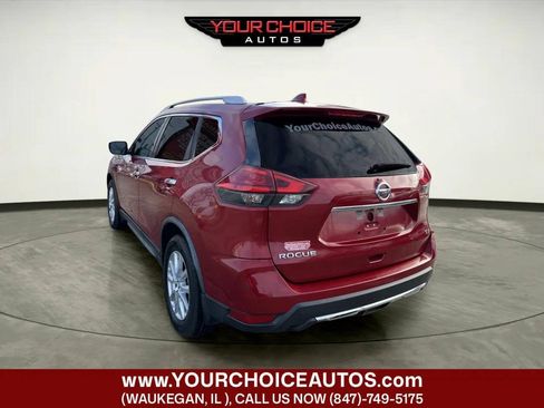 Used 2017 Nissan Rogue SV FWD image 3