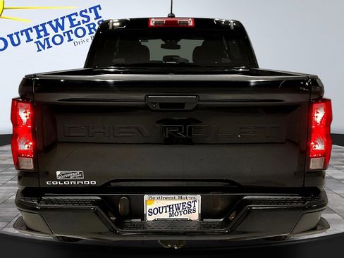 Used 2023 Chevrolet Colorado W/T image 5