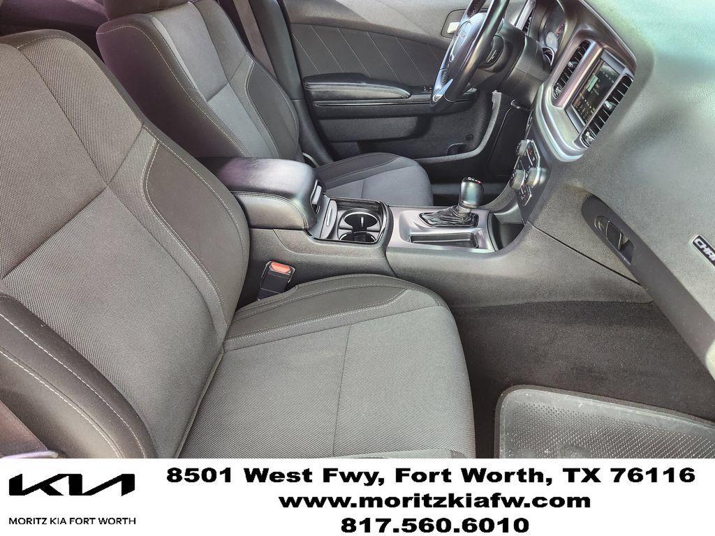 Used 2021 Dodge Charger SXT w/ Blacktop Package RWD image 13