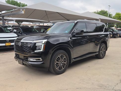 Used 2025 Nissan Armada Platinum RWD image 7