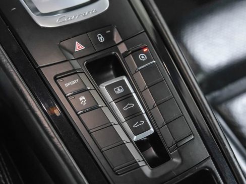 Used 2016 Porsche 911 Carrera Black Edition image 23