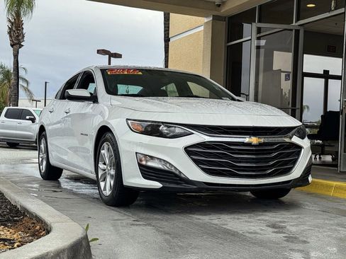 Used 2024 Chevrolet Malibu LT image 2