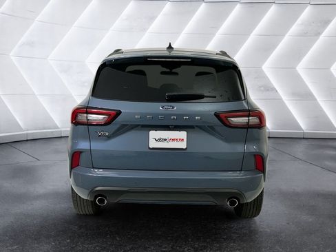 Used 2023 Ford Escape ST-Line w/ Tech Pack #1 FWD image 5