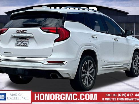Used 2018 GMC Terrain Denali w/ Advanced Safety Package FWD image 6