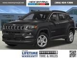 New 2025 Jeep Compass Latitude image 4