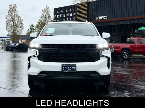 Used 2022 Chevrolet Suburban RST w/ Luxury Package image 3