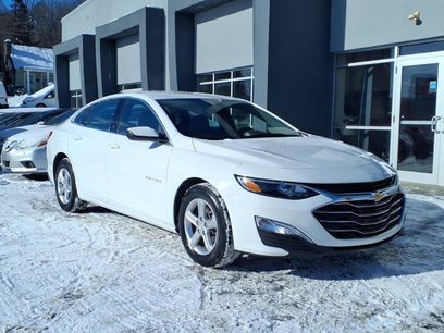 Used 2022 Chevrolet Malibu LS w/ Driver Confidence Package