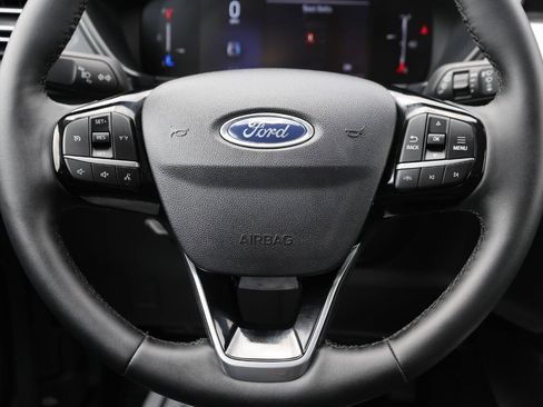 Used 2025 Ford Escape Active w/ Cold Weather Package AWD/4WD image 18