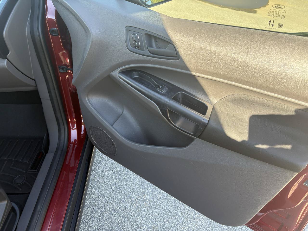 Used 2021 Ford Transit Connect XL FWD image 33