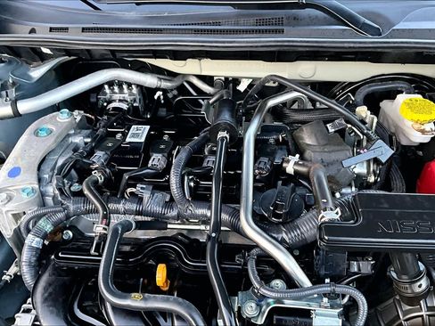 Certified 2025 Nissan Sentra SV image 31