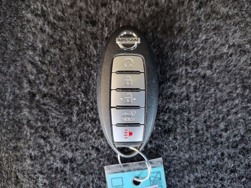 Used 2015 Nissan Murano SL FWD image 32