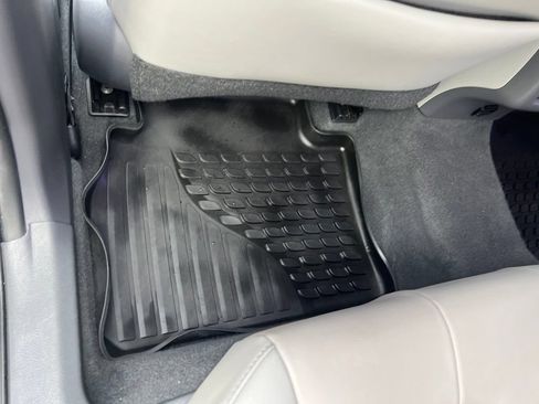 Used 2018 Toyota Camry XSE FWD image 23