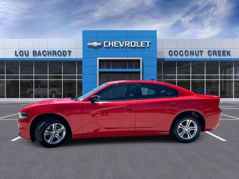 Used 2023 Dodge Charger SXT RWD image 5