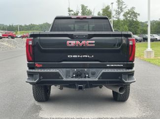 Used 2025 GMC Sierra 2500 Denali w/ Technology Package AWD/4WD video 4