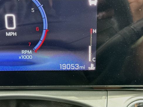 Used 2026 Chevrolet Trax LT FWD image 18