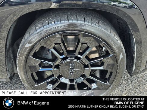 Used 2024 BMW XM AWD/4WD image 9