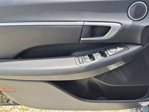 Used 2025 Hyundai Sonata SEL FWD image 11