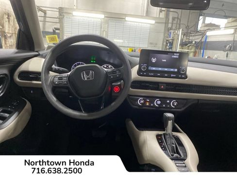 Certified 2024 Honda HR-V LX image 16