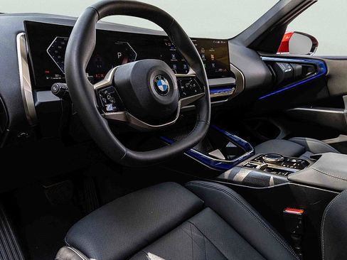 Used 2025 BMW X3 xDrive30i w/ Premium Package image 8