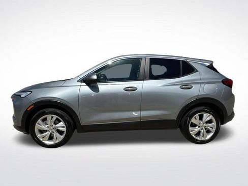 Used 2024 Buick Encore GX Preferred w/ Comfort Package FWD image 7