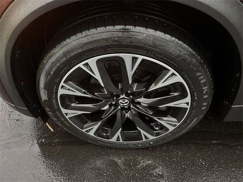 Certified 2024 MAZDA CX-90 Plug-In Hybrid w/ Premium Pkg image 10