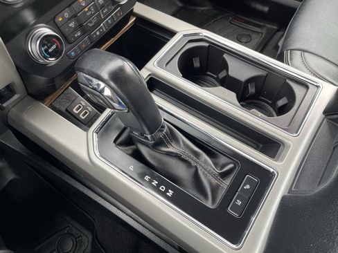 Used 2019 Ford F150 Lariat w/ Equipment Group 502A Luxury image 17