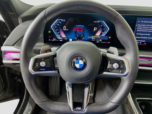 Used 2025 BMW 740i xDrive 740i xDrive image 13