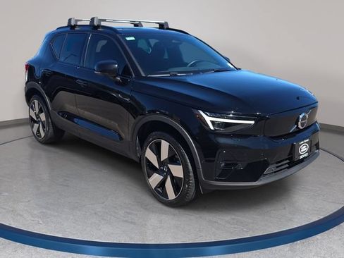 Used 2023 Volvo XC40 Recharge Ultimate w/ Protection Package Premier AWD/4WD image 4