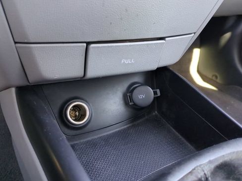 Used 2010 Hyundai Elantra FWD image 24