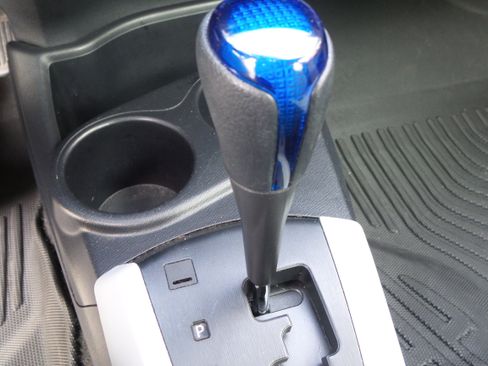 Used 2013 Toyota Prius C One FWD image 67