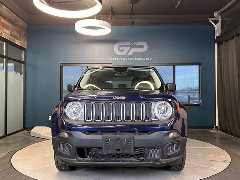 Used 2017 Jeep Renegade Sport w/ Power & Air Group image 8