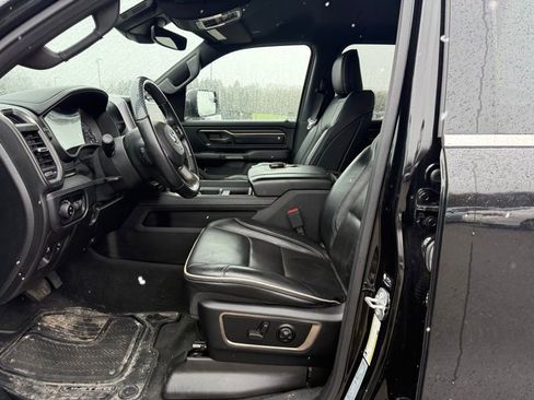Used 2021 RAM 1500 Limited w/ Body Color Bumper Group image 10