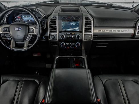 Used 2017 Ford F250 Platinum w/ Platinum Ultimate Package image 13