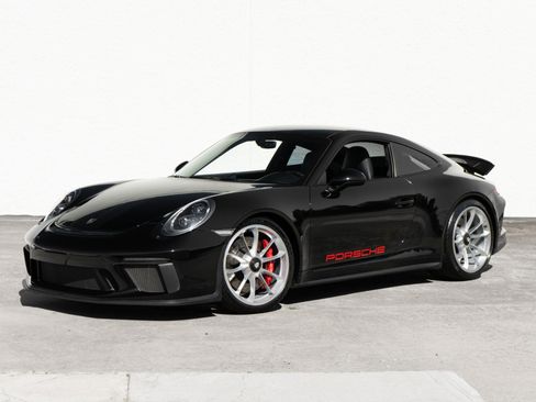 Used 2018 Porsche 911 GT3 RWD image 1
