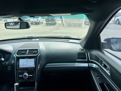 Used 2017 Ford Explorer Sport w/ Equipment Group 401A image 18