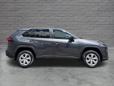 Used 2024 Toyota RAV4 LE AWD/4WD image 8