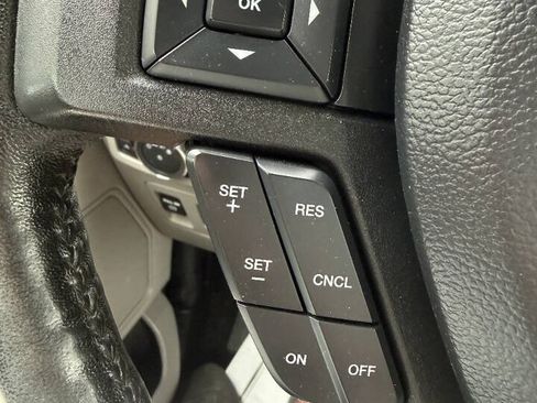 Used 2019 Ford F150 XLT w/ Equipment Group 302A Luxury AWD/4WD image 25