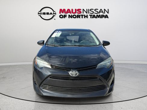 Used 2017 Toyota Corolla LE FWD image 3