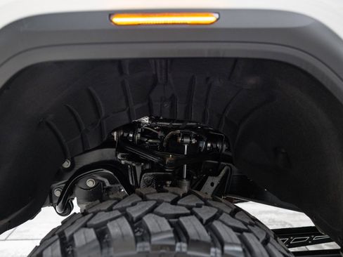 Used 2026 GMC Sierra 3500 Denali Ultimate image 21