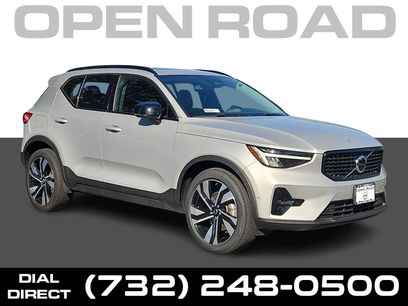 Certified 2023 Volvo XC40 B5 Plus w/ Protection Package Premier