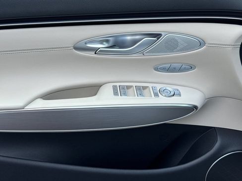 New 2026 Genesis GV70 2.5T Select AWD/4WD image 10