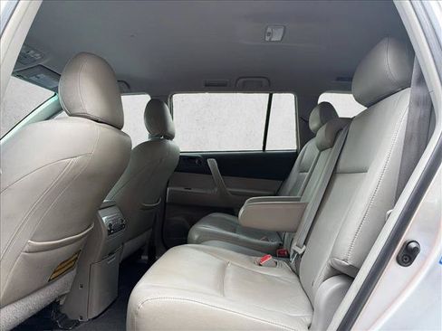 Used 2013 Toyota Highlander FWD image 21