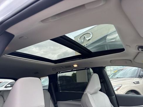 Certified 2026 INFINITI QX60 Luxe w/ Cargo Package AWD/4WD image 26