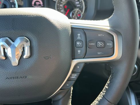 Certified 2025 RAM 1500 Big Horn image 24