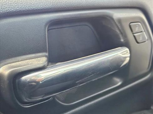 Used 2021 Chevrolet Silverado 1500 LT w/ Bed Protection Package image 14