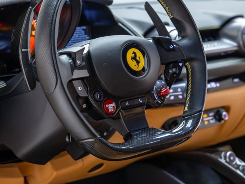 Used 2019 Ferrari 812 Superfast image 71