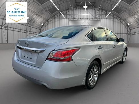 Used 2015 Nissan Altima 2.5 S w/ Power Driver Seat Package FWD image 5