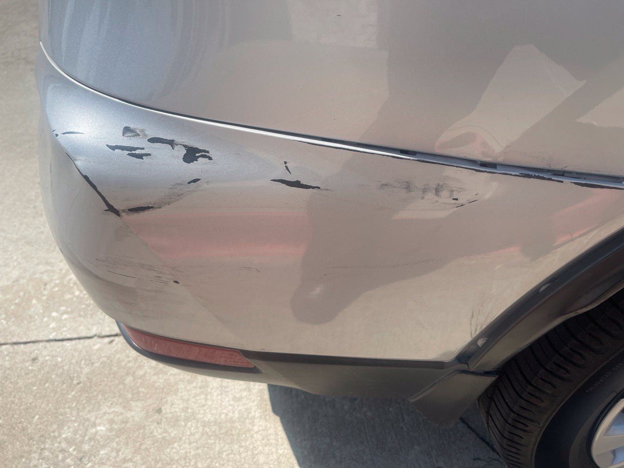 Used 2018 Nissan Rogue S FWD image 5
