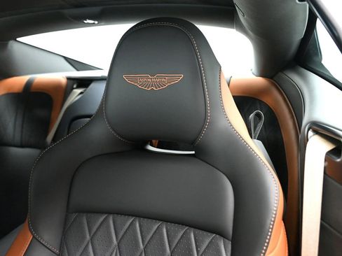 Used 2024 Aston Martin DB12 Coupe RWD image 14