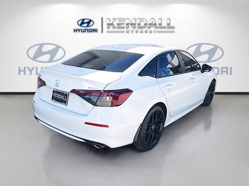 Used 2025 Honda Civic Sport image 6